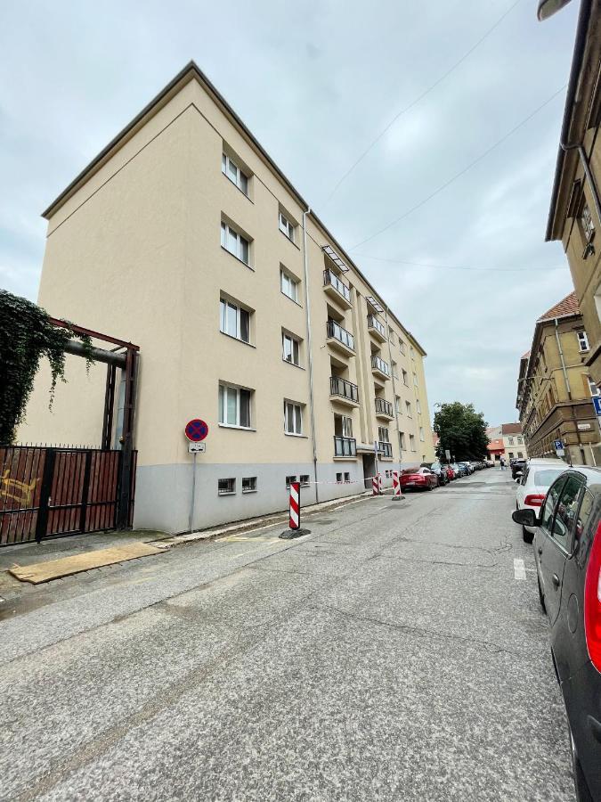 Podtatranskeho Old Town Kosice Apartment Exterior photo